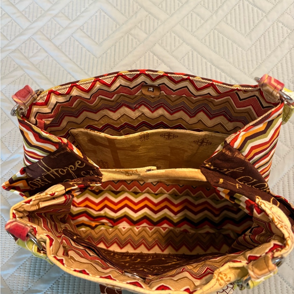 Stylish Multicolor Women's Purse Patchwork Hand Made in Zimbabwe - Picture 3 of 9